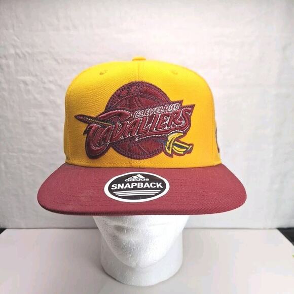 Adidas Cleveland Cavaliers Hat Cap NBA Basketball Snap Back Yellow - Picture 1 of 7
